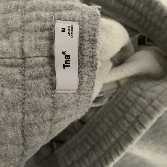 Joggers - Picture 2 of 3